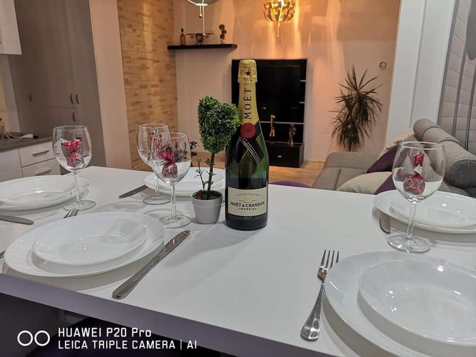 Năvodari Apartament Mario Mamaia Nord Plaja Zanzibar מראה חיצוני תמונה